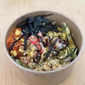 Poke de tuna y cangrejo