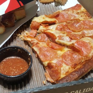 doble queso con doble pepperoni 