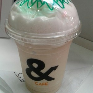 Frappe Chocolate Blanco y Crema Batida