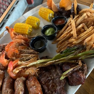 Parrillada Mar y Tierra