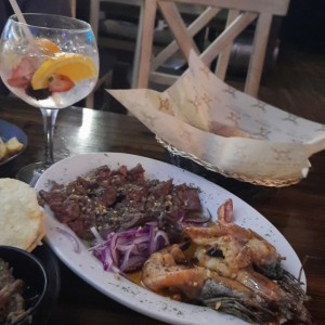 mar y tierra