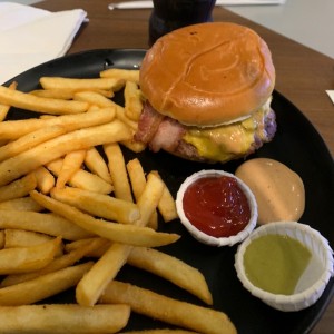 QC CheeseBurger doble