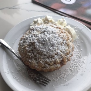 Crumble apple tart