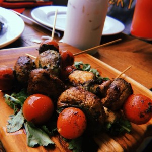 Brochetas capresse