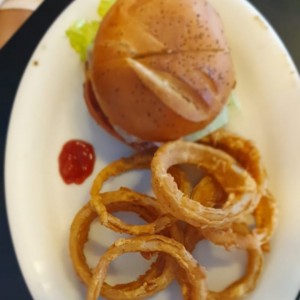 Hamburguesa New York con aros de cebolla 