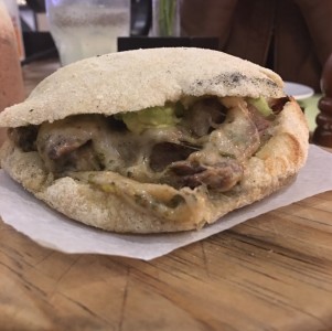 Focaccias - Lomito