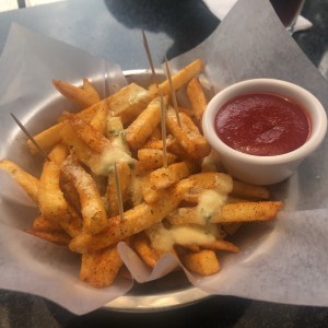 Papas al Ajo Parmesano