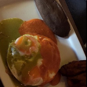 Huevos Divorciados