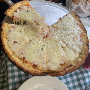 Pizza Familiar de Queso