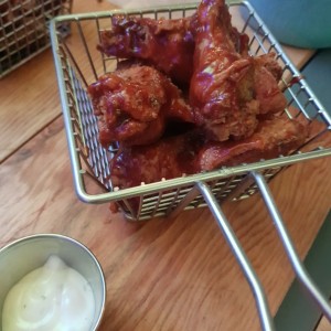 alitas en salsa de BBQ 