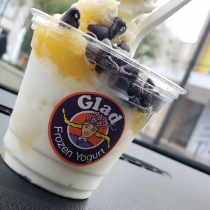 Yogurt Natural + Jalea Piña + Chispas de Chocolate