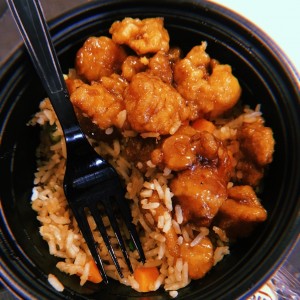 orange kitchen y arroz