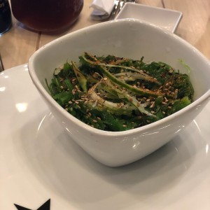 ENSALADA DE ALGAS WAKAME