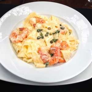 Pasta con camarones al chiltepe!