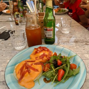 benedictinos con prosciutto