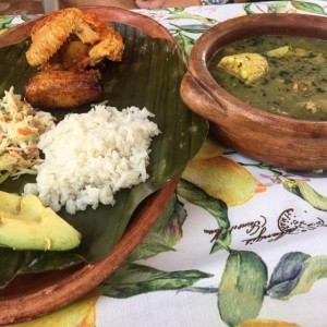 Sancocho de Gallina Valluno