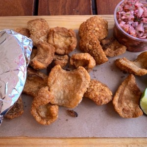 COMBOS - Chicharón (1/4 Lb)
