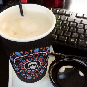 Americano con leche descremada