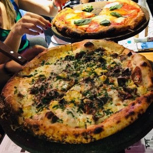 Pizza La Reina de las Setas