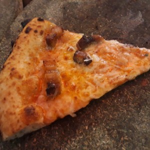 Pizza con Belly Pork