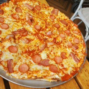 Pizzas - La Carnivora
