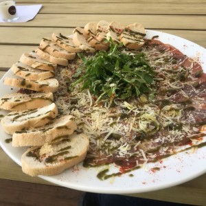 Entradas - Carpaccio de Lomito