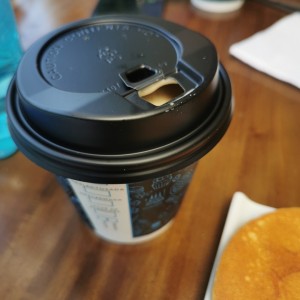 BEBIDAS CALIENTES - Capuchino 8 OZ