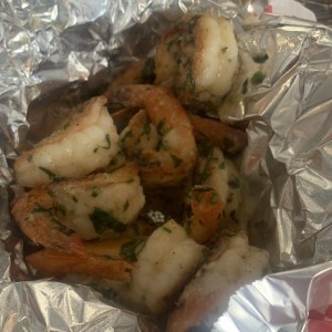 Camarones al ajillo 