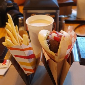 Pita Falafel 