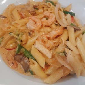 Pasta Chipotle con Camarones