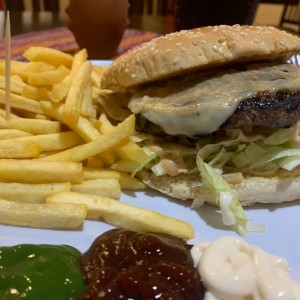 Hamburguesa de la Casa 100% de Res