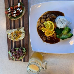 Platos Fuertes - Orange Chicken