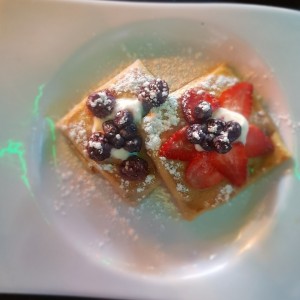 Blini de Blueberries & Fresas