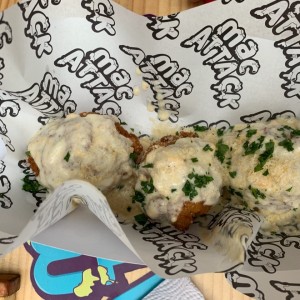 Mac & Cheese Fried Balls