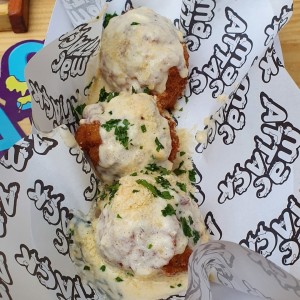 Mac & Cheese Fried Balls