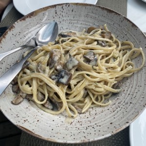 Pasta de hongos