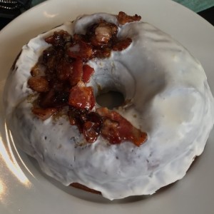 Dona de tocino y maple