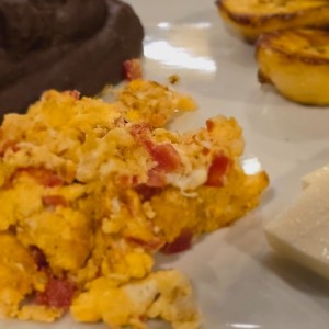 Desayunos - Miguel Ángel Asturias