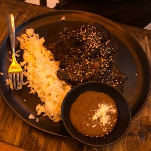 Pollo con Mole Poblano