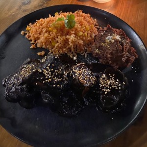 Pollo con Mole Poblano