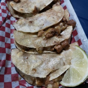 Tacones - Al Pastor