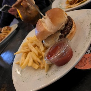 Hamburguesa mar y Tierra