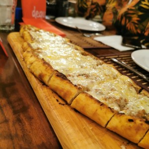 Pide de Cordero y verduras