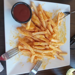 Nuestros Platos - Papas Al toldo