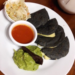 Tortillas con.... - Con queso chancol