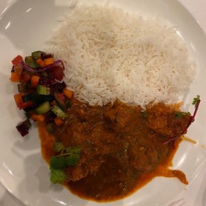 MUTTON ROGAN JOSH, ARROZ BASMATI