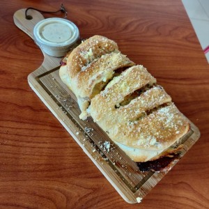 Calzzone bacon spicy chicken