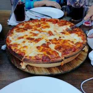 Pizza 7 meats