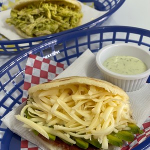 Arepas Venezolanas - La Reina Pepiada
