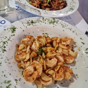 camarones al ajillo 